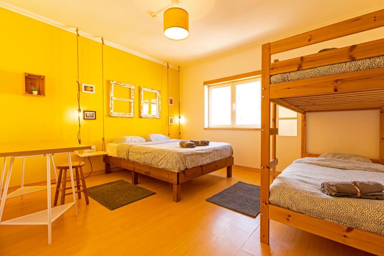 아토우기아다발레이아 Pineapple Surf House 호스텔 외부 사진