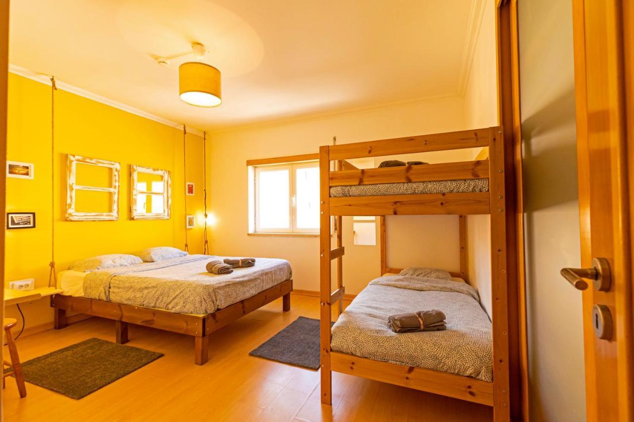 아토우기아다발레이아 Pineapple Surf House 호스텔 외부 사진