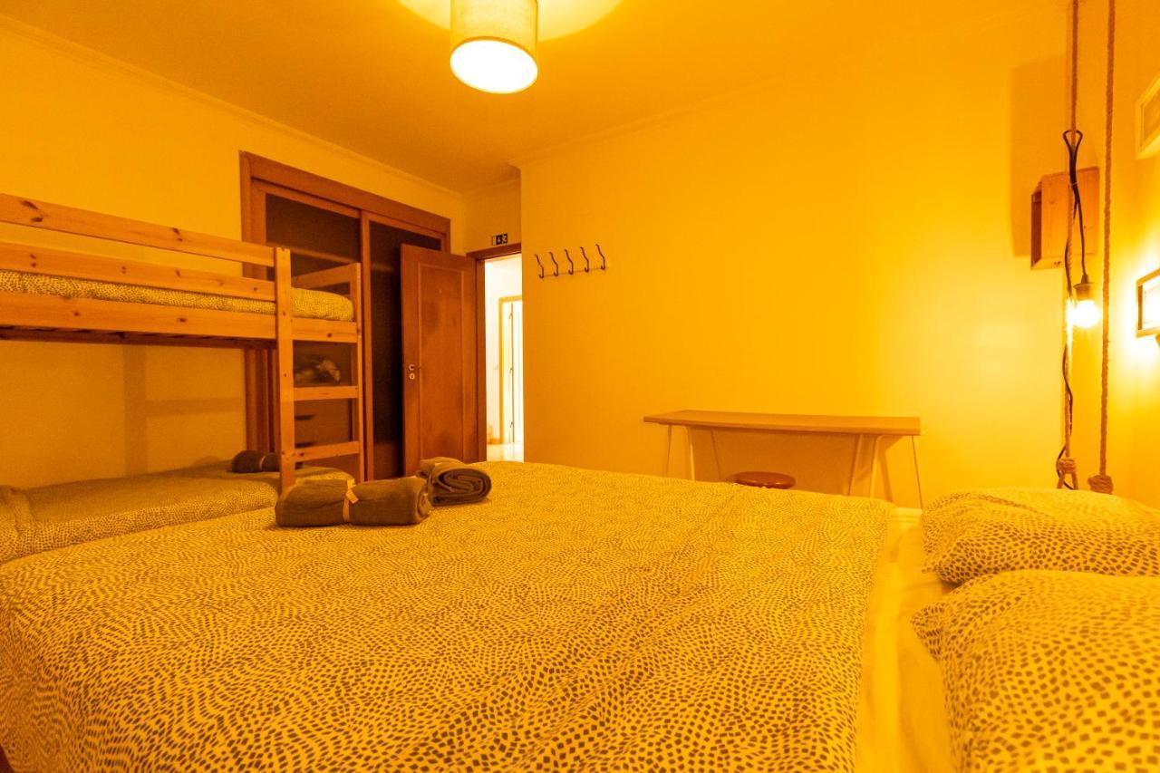 아토우기아다발레이아 Pineapple Surf House 호스텔 외부 사진